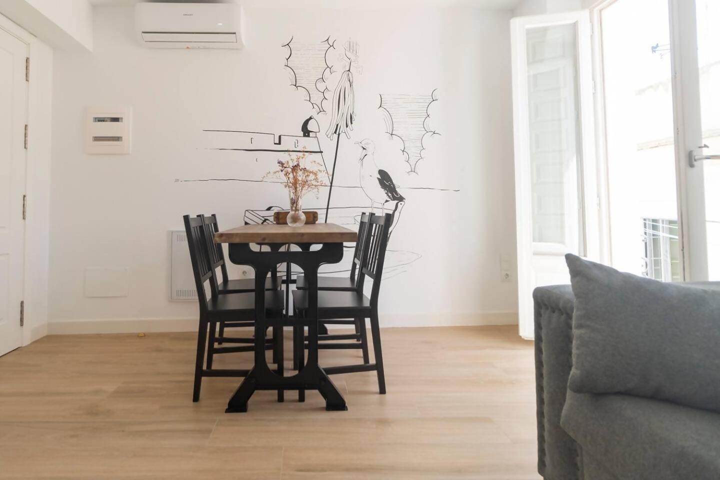Apartamentos La Cruz Verde كاديز الغرفة الصورة