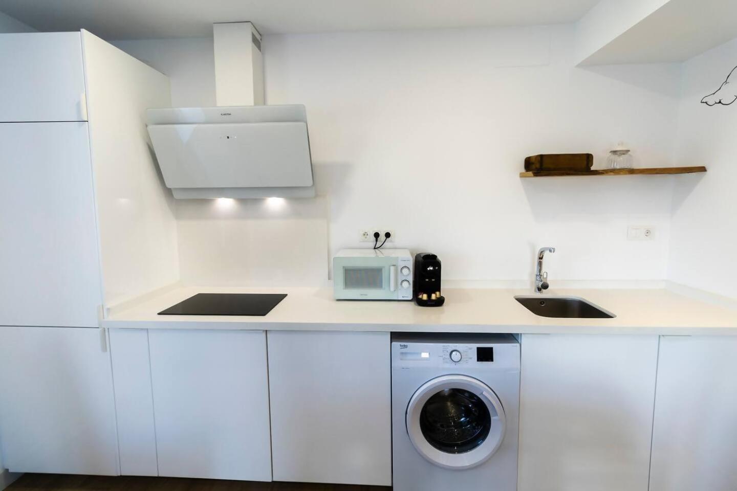Apartamentos La Cruz Verde كاديز الغرفة الصورة