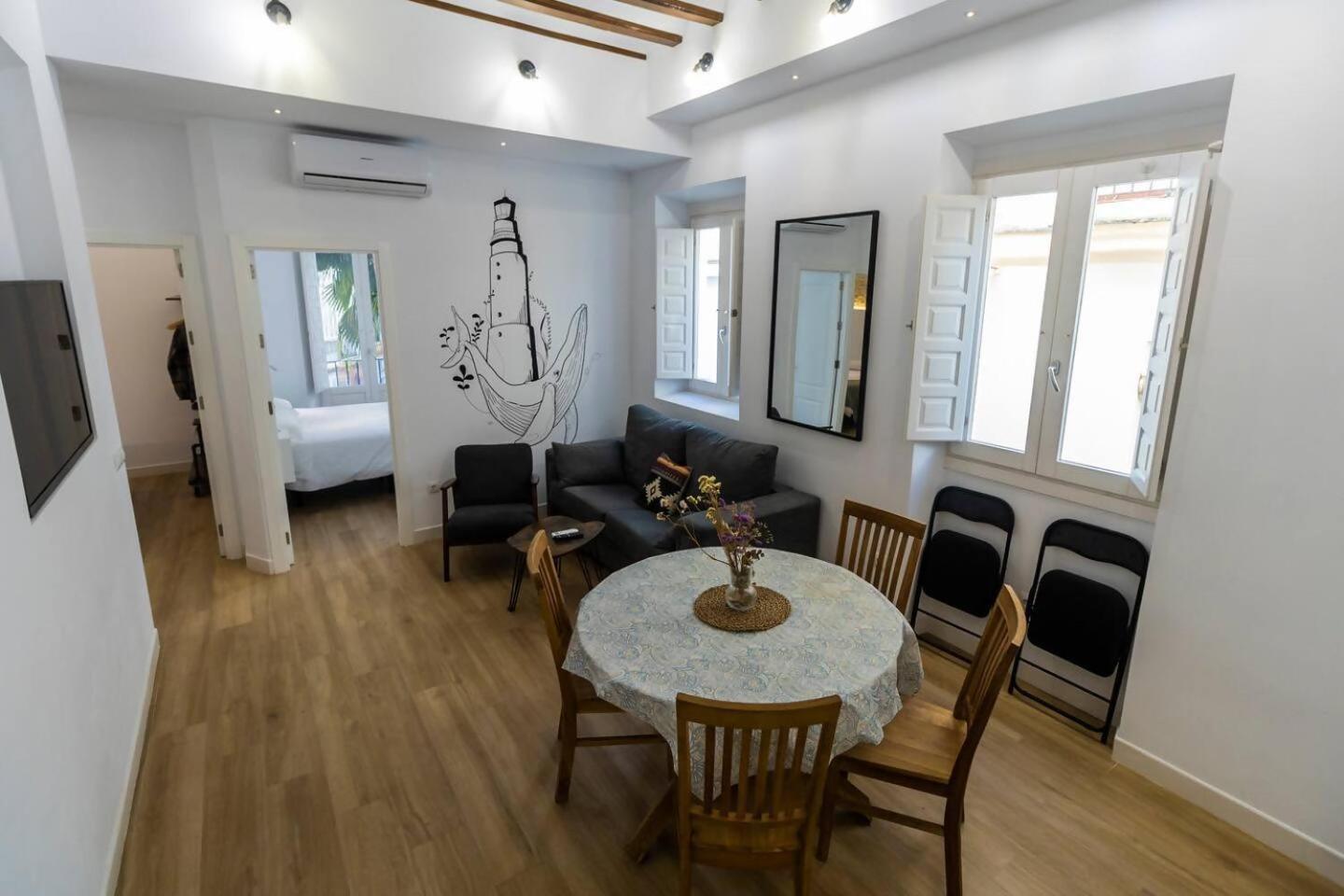 Apartamentos La Cruz Verde كاديز الغرفة الصورة
